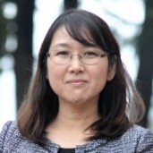 青栁　涼子